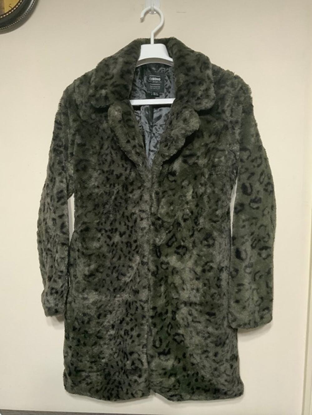 CI SONO Los Angeles Womens Size Medium Olive Faux Fur Long Coat Shaggy Jacket